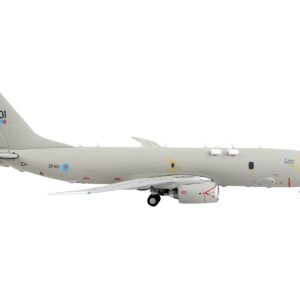 Boeing P-8 Poseidon Patrol Aircraft “Pride of Moray” Royal Air Force “Gemini Macs” Series 1/400 Diecast Model Airplane by GeminiJets