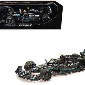 Mercedes-AMG F1 W14 E Performance #44 Lewis Hamilton “Petronas” Formula One F1 “Bahrain GP” (2023) with Driver Limited Edition to 540 pieces Worldwide 1/18 Diecast Model Car by Minichamps