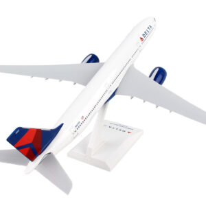 Airbus A330-900 Commercial Aircraft with Landing Gear “Delta Air Lines” (N401DZ) White with Blue and Red Tail (Snap-Fit) 1/200 Plastic Model by Skymarks