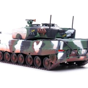 Leopard 2A4 Main Battle Tank with Snorkel “Winter Camouflage” German Army “Armor Premium” Series 1/72 Diecast Model by Panzerkampf