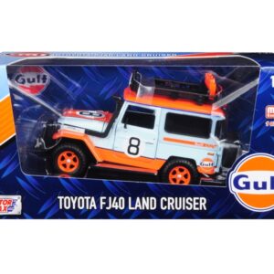 Toyota FJ40 Land Cruiser #8 “Gulf Oil”  White Limited Edition to 2400 pieces Worldwide 1/24 Diecast Model Car by Motormax