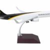 Boeing 767-300F Commercial Aircraft “UPS Worldwide Services” (N323UP) White with Brown Tail “Gemini 200 – Interactive Series” 1/200 Diecast Model Airplane by GeminiJets