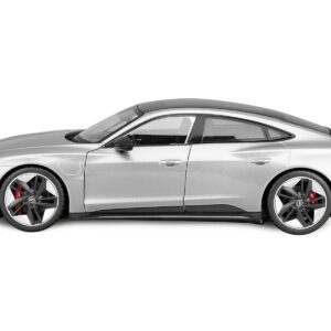 2022 Audi RS e-tron GT Silver Metallic with Sunroof 1/18 Diecast Model Car by Bburago