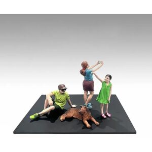 “Figure18 Series 1” 9 piece Figure Set for 1/18 Scale Models by American Diorama