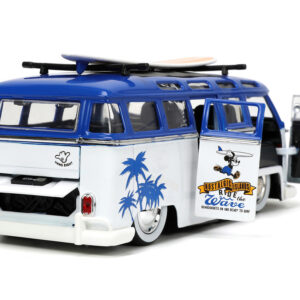 Volkswagen T1 Bus Blue and White with Graphics “Nostalgic Islands Ride the Wave” and Mickey Mouse Diecast Figure and Surfboard “Disney’s Mickey and Friends” “Hollywood Rides” Series 1/24 Diecast Model Car by Jada