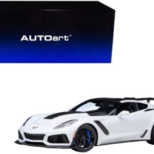 2019 Chevrolet Corvette C7 ZR1 Arctic White with Carbon Top 1/18 Model Car by Autoart