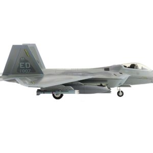 Lockheed F-22 Raptor Stealth Aircraft “412th Test Wing, Edwards Air Force Base” United States Air Force “Air Power Series” 1/72 Diecast Model by Hobby Master