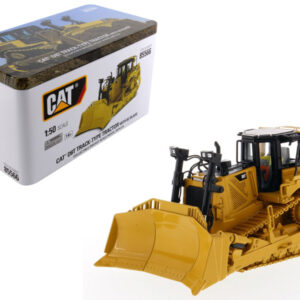 CAT Caterpillar D8T Track Type Tractor Dozer with 8U Blade and Operator “High Line Series” 1/50 Diecast Model by Diecast Masters