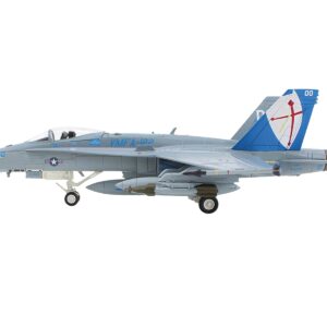 McDonnell Douglas F/A-18C Hornet Aircraft “VMFA-122 Crusaders Iwakuni AB” (2016) United States Marines “Air Power Series” 1/72 Diecast Model by Hobby Master