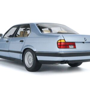 1986 BMW 730i (E32) Light Blue Metallic 1/18 Diecast Model Car by Minichamps