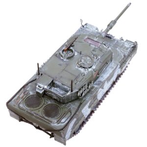 Leopard 2A4 Main Battle Tank with Snorkel “Winter Camouflage” Norwegian Army “Armor Premium” Series 1/72 Diecast Model by Panzerkampf