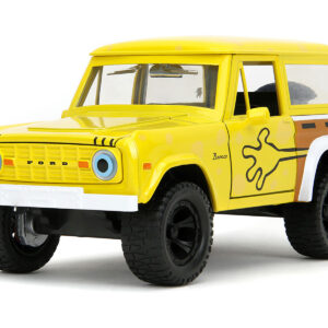 1973 Ford Bronco Yellow with Graphics and SpongeBob SquarePants Diecast Figure “SpongeBob SquarePants” (1999-Current) TV Series “Hollywood Rides” Series 1/24 Diecast Model Car by Jada