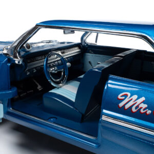 1962 Pontiac Catalina “Arnie Beswick – Mr. B’s Passionate Poncho” Ensign Blue Metallic with Blue and White Interior “Legends of the Quarter Mile” Series 1/18 Diecast Model Car by Auto World