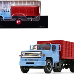 1970s Chevrolet C65 Grain Truck with Corn Load Baby Blue and Red 1/34 Diecast Model by First Gear