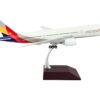 Boeing 777-200ER Commercial Aircraft “Asiana Airlines” White with Striped Tail “Gemini 200” Series 1/200 Diecast Model Airplane by GeminiJets