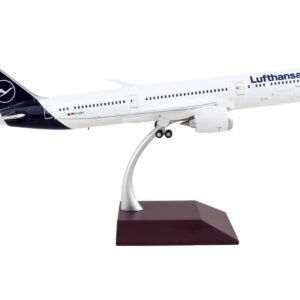 Boeing 787-9 Commercial Aircraft “Lufthansa” White with Blue Tail “Gemini 200” Series 1/200 Diecast Model Airplane by GeminiJets