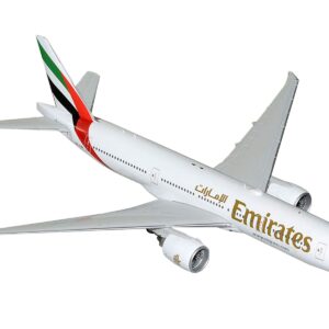 Boeing 777-200LR Commercial Aircraft “Emirates Airlines” (A6-EWA) White with Striped Tail “Gemini 200” Series 1/200 Diecast Model Airplane by GeminiJets