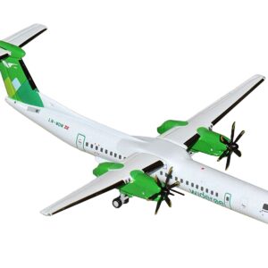 Bombardier Q400 Commercial Aircraft “Wideroe” (LN-WDM) White with Green Tail 1/400 Diecast Model Airplane by GeminiJets