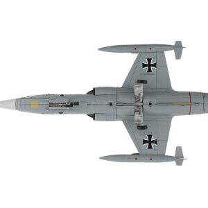 Lockheed RF-104G Starfighter Fighter Aircraft “AG 51 Immelmann” (1966) German Luftwaffe “Air Power Series” 1/72 Diecast Model by Hobby Master