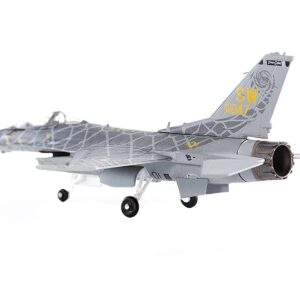 Lockheed Martin F-16C Fighting Falcon Fighter Aircraft “Viper Demo Team” (2021) United States Air Force 1/144 Diecast Model by JC Wings