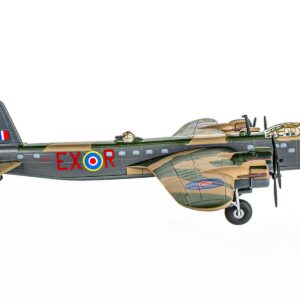 Short Stirling Mk.III Aircraft “Jolly Roger No. 199 Squadron 100 Group” (1943) British Royal Air Force “Planes of World War II” Series 1/144 Diecast Model Airplane by Luppa