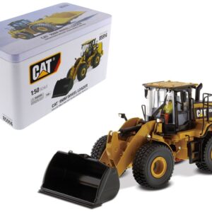 CAT Caterpillar 950M Wheel Loader with Operator “High Line Series” 1/50 Diecast Model by...