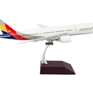 Boeing 777-200ER Commercial Aircraft “Asiana Airlines” White with Striped Tail “Gemini...