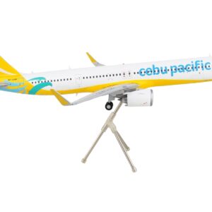 Airbus A321neo Commercial Aircraft “Cebu Pacific” White and Yellow “Gemini 200” Series 1/200 Diecast Model Airplane by GeminiJets